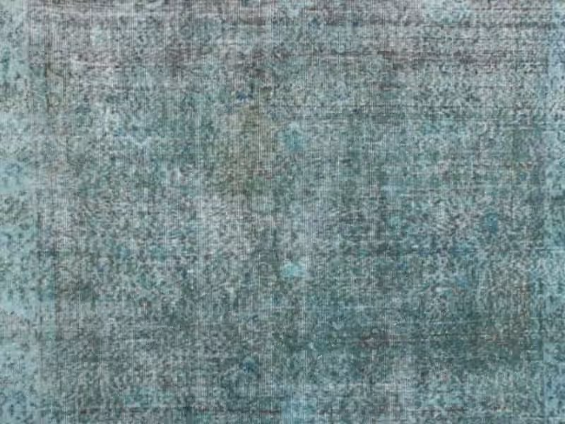 Oriental rug overdye service in Auckland using controlled fibre-safe dye process